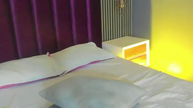 Snapshot of LauraAristizabal chatting on 04-29-26, 05:30 LauraAristizabal online show from 04-29-26, 05:30