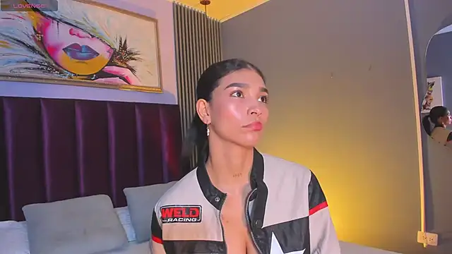 LauraAristizabal online show from 07-03-26, 12:22