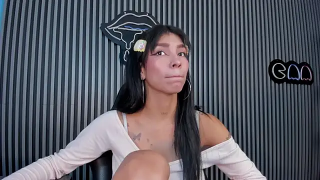 LauraAristizabal online show from 03-21-25, 03:35