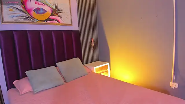 LauraAristizabal online show from 07-12-26, 12:06