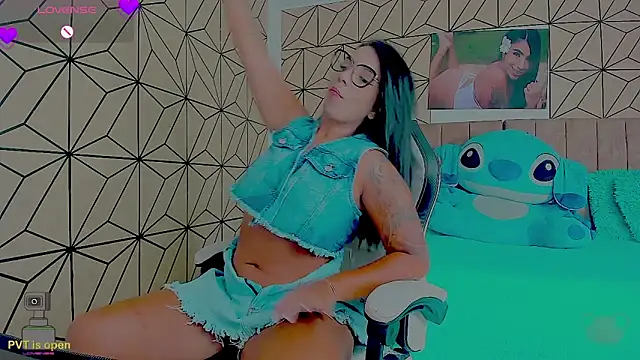 vane lopez  online show from 03-25-26, 08:41