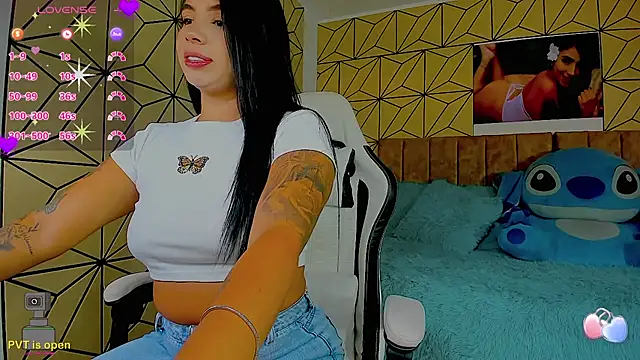 Snapshot of vane_lopez_ chatting on 02-26-26, 08:31 vane lopez online show from 02-26-26, 08:31