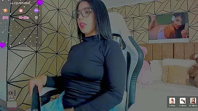 Snapshot of vane_lopez_ chatting on 02-05-26, 09:32 vane lopez online show from 02-05-26, 09:32