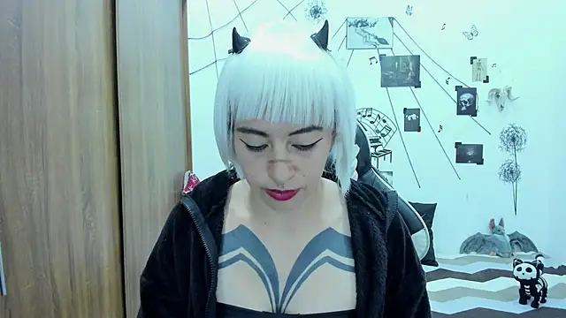 yunkodolly666 online show from 03-20-25, 12:19