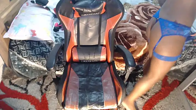 sexyjustin202 online show from 11-05-25, 10:57