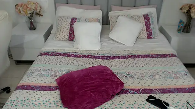 Snapshot of X6uldv8xdollxxx chatting on 10-05-25, 12:34 X6uldv8xdollxxx online show from 10-05-25, 12:34