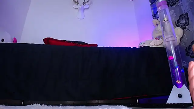 miaa-lee online show from 03-20-25, 05:35