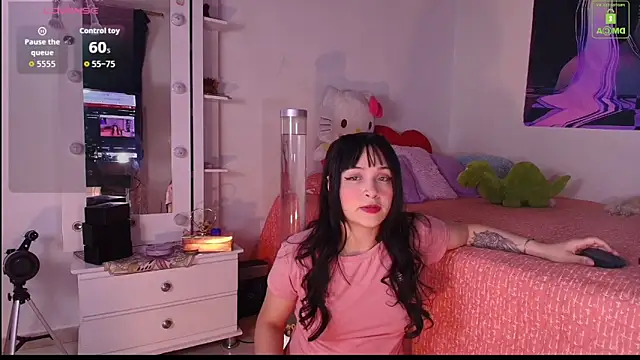 miaa-lee online show from 03-17-26, 01:19