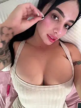 Snapshot of perla_kem_ chatting on 02-26-26, 08:20 perla kem online show from 02-26-26, 08:20