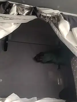 trucker8282 online show from 09-18-25, 02:42