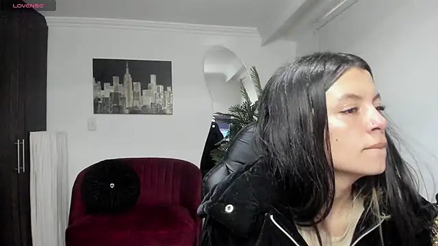 Snapshot of Meghan320 chatting on 10-03-25, 11:34 Meghan320 online show from 10-03-25, 11:34