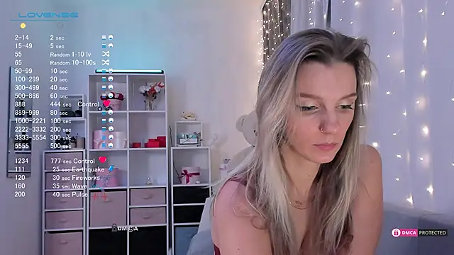 Snapshot of Karamelsw_ chatting on 01-26-25, 12:05 Karamelsw online show from 01-26-25, 12:05