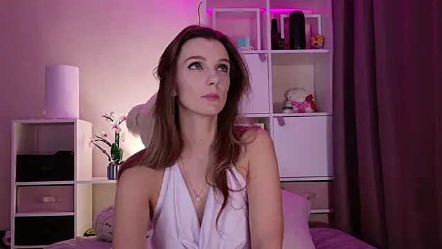 Karamelsw  online show from 03-18-26, 12:36