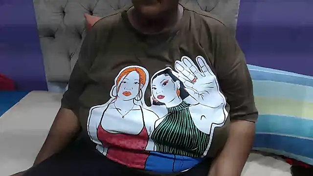 GiantTittts online show from 09-10-25, 05:12