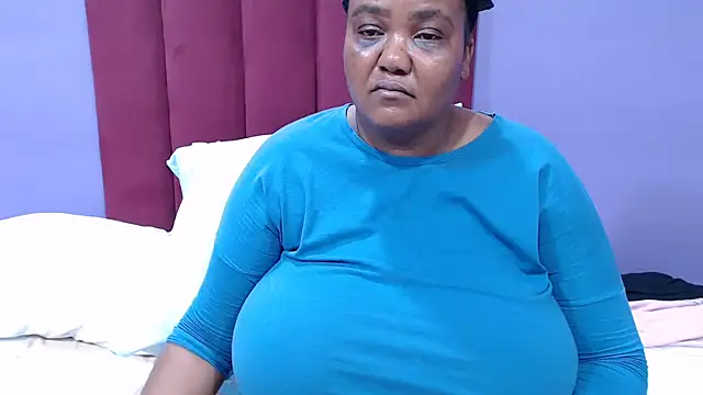 GiantTittts online show from 03-09-26, 06:11