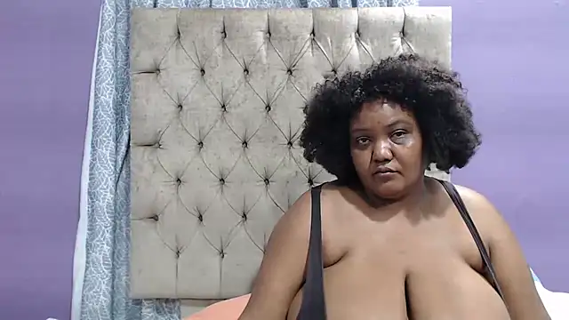 GiantTittts online show from 10-22-25, 05:45