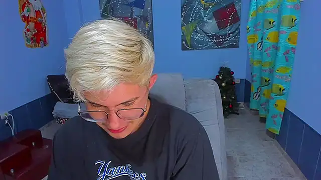 patrik 027 online show from 12-18-25, 08:41