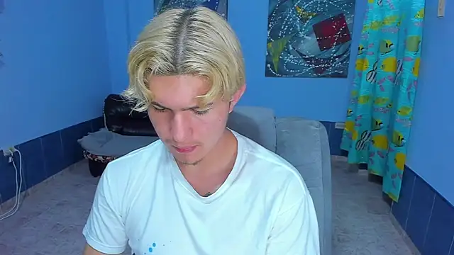 patrik 027 online show from 10-28-25, 07:46