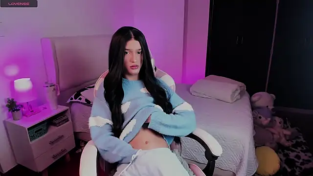 Ainhoads online show from 11-18-25, 08:50