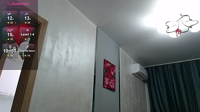 Stacy Davice online show from 10-23-25, 04:16