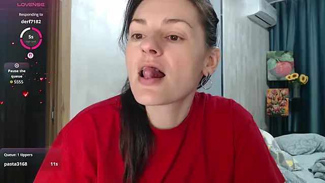 Stacy Davice online show from 07-19-26, 08:27