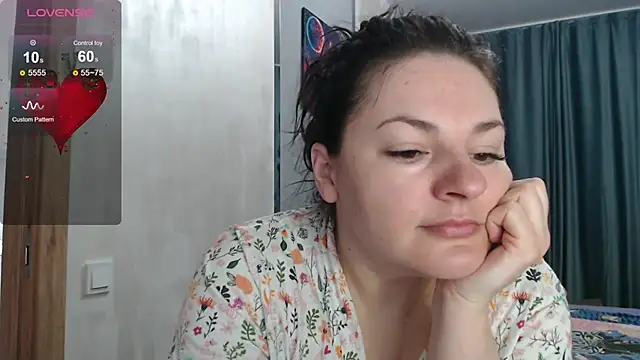 Stacy Davice online show from 09-20-25, 09:14
