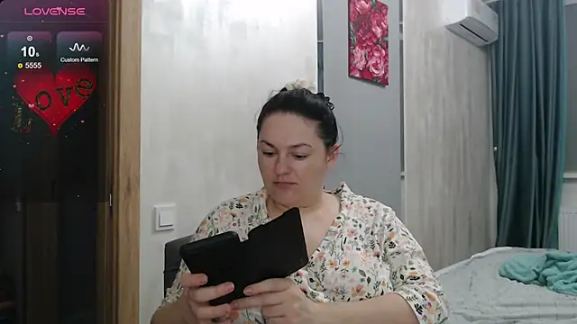 Stacy Davice online show from 10-09-25, 04:51