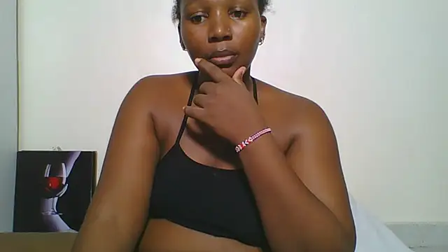 CuteJ online show from 04-11-26, 06:22