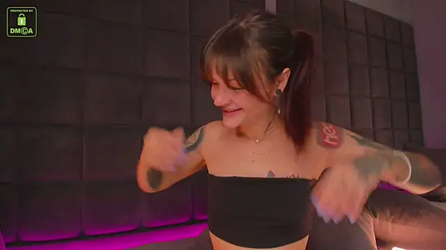 Jill Vega online show from 09-18-25, 04:48