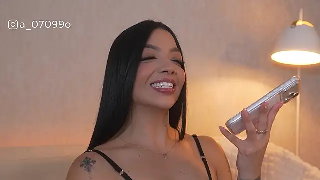 sarah hiill online show from 02-07-26, 12:07