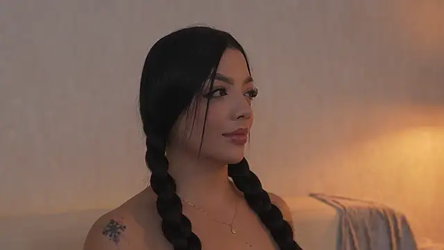 sarah hiill online show from 03-20-26, 11:06