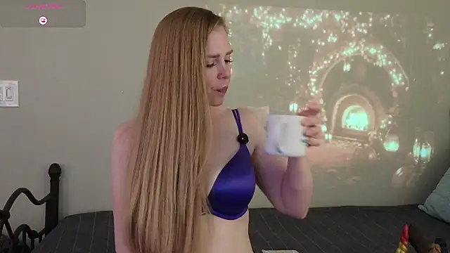 CharlotteDoe online show from 11-06-25, 06:06