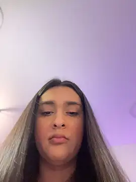 MiahWindsor online show from 06-16-26, 02:11