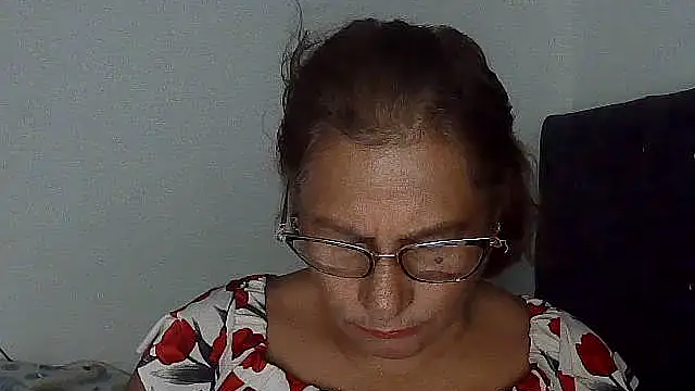 charrysexy1 online show from 11-26-25, 12:05