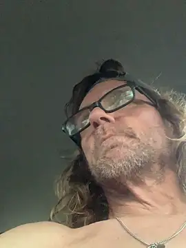 Likewise online show from 03-23-25, 04:38