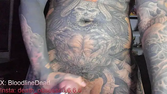 Snapshot of DEATHINK666XX chatting on 03-15-25, 10:55 DEATHINK666XX online show from 03-15-25, 10:55