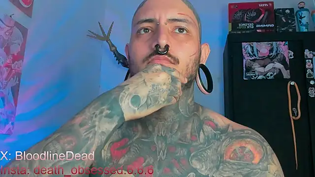 Snapshot of DEATHINK666XX chatting on 09-24-25, 06:25 DEATHINK666XX online show from 09-24-25, 06:25
