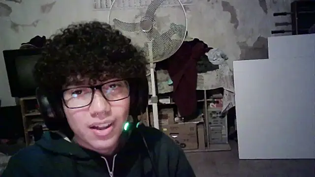 Emv2 online show from 04-21-26, 01:42