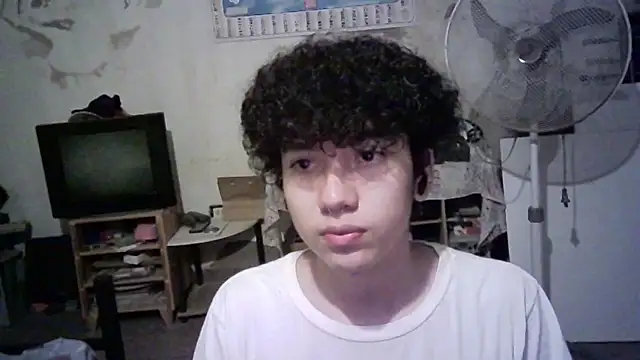 Emv2 online show from 04-18-26, 06:05