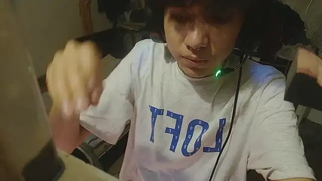 Emv2 online show from 04-17-26, 02:03