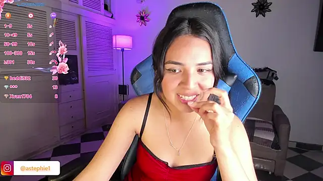 Miss Nicole online show from 01-11-25, 04:27