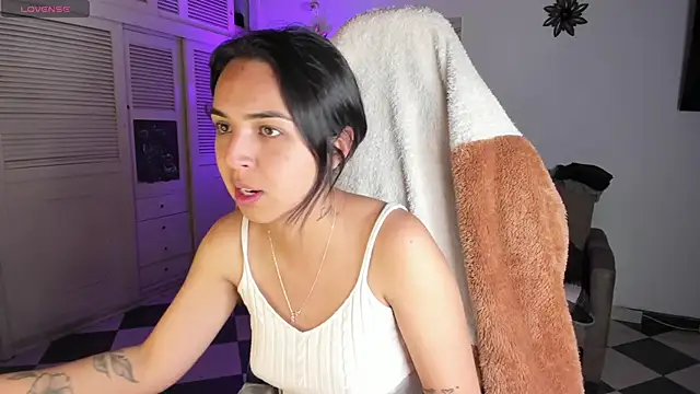Miss Nicole online show from 01-08-25, 01:32