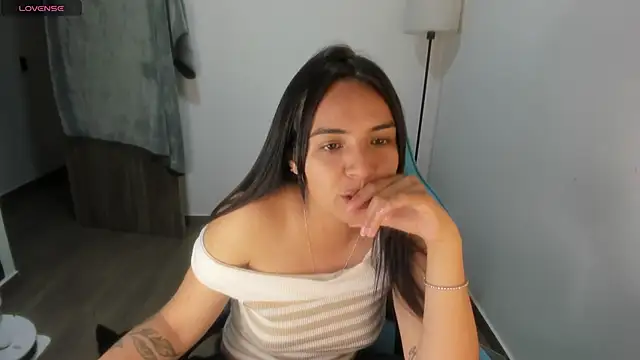 Miss Nicole online show from 01-17-26, 02:15