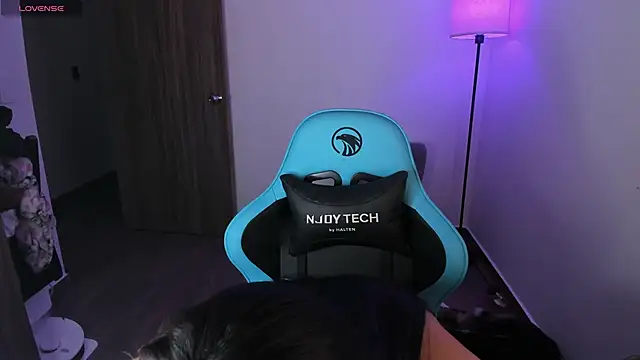 Miss Nicole online show from 02-26-26, 01:49