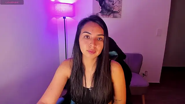 Snapshot of Miss_Nicole chatting on 05-02-26, 12:49 Miss Nicole online show from 05-02-26, 12:49