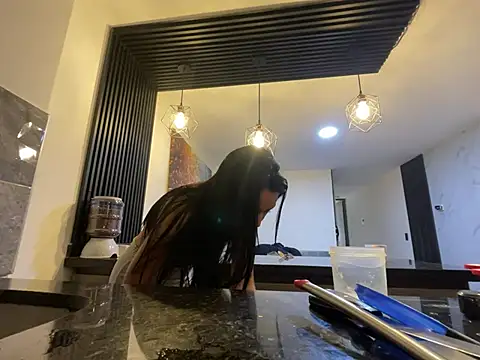 Miss Nicole online show from 04-12-26, 07:28