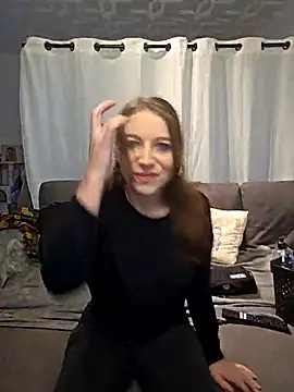 Snapshot of XLisaxx chatting on 03-03-26, 05:20 XLisaxx online show from 03-03-26, 05:20