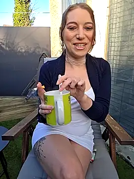 Snapshot of XLisaxx chatting on 02-26-26, 03:56 XLisaxx online show from 02-26-26, 03:56