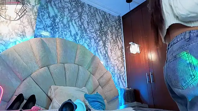  emma miller  online show from 02-19-26, 10:56