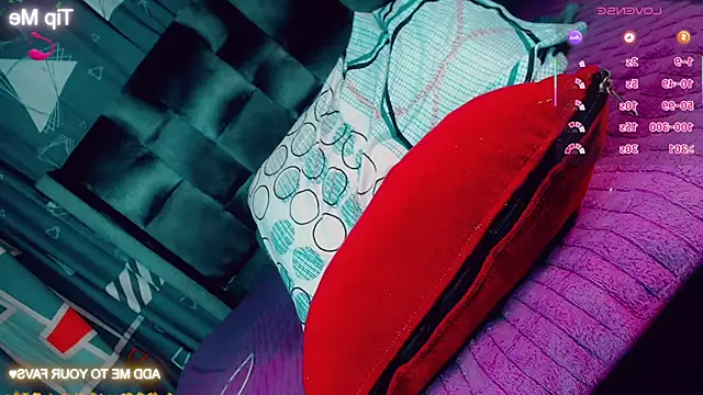 CharlotteBigCock online show from 03-27-26, 02:18